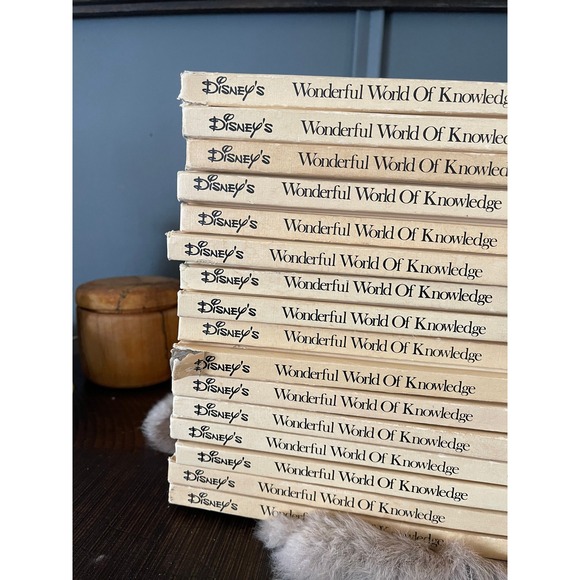 1970's Disney's Wonderful World of Knowledge set/18 children's‎ hardcover books - Picture 5 of 9